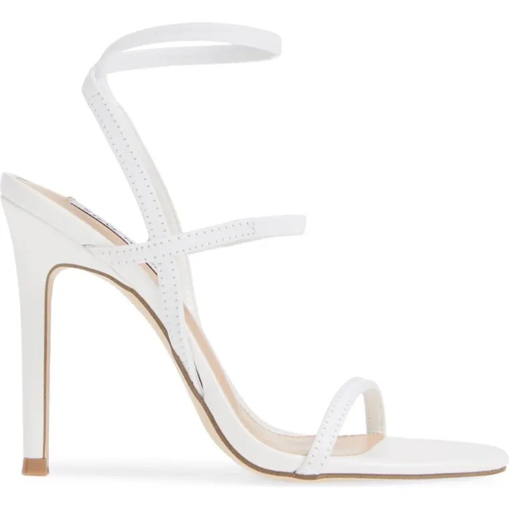 Steve Madden Nectur Sandal 6.5 NWOT white